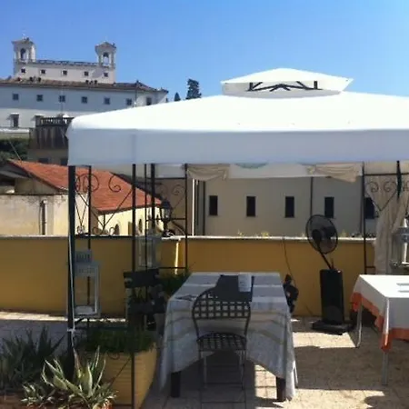 Domus Valeria Guest house 5*